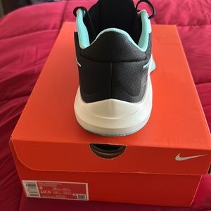 COPY - NEW….Men’s basketball shoe. Great style for women too! Multicolored